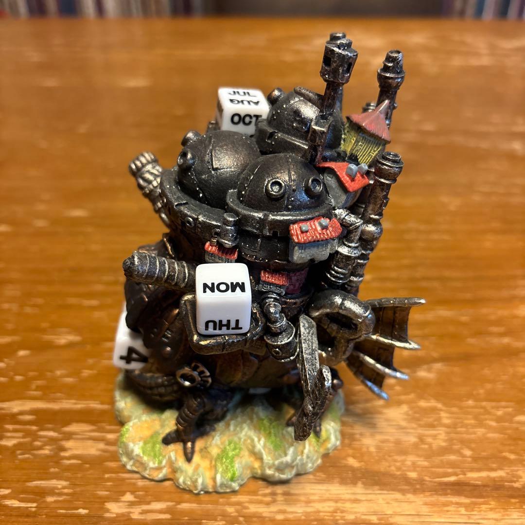 ハウルの動く城万年カレンダー＆フィギュア