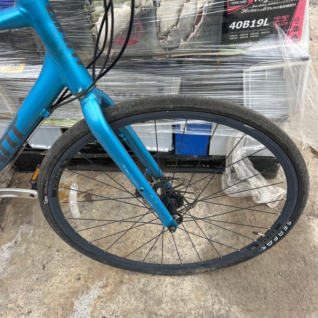 GIANT ジャイアント ESCAPE クロスバイク アルミボディ700*32C