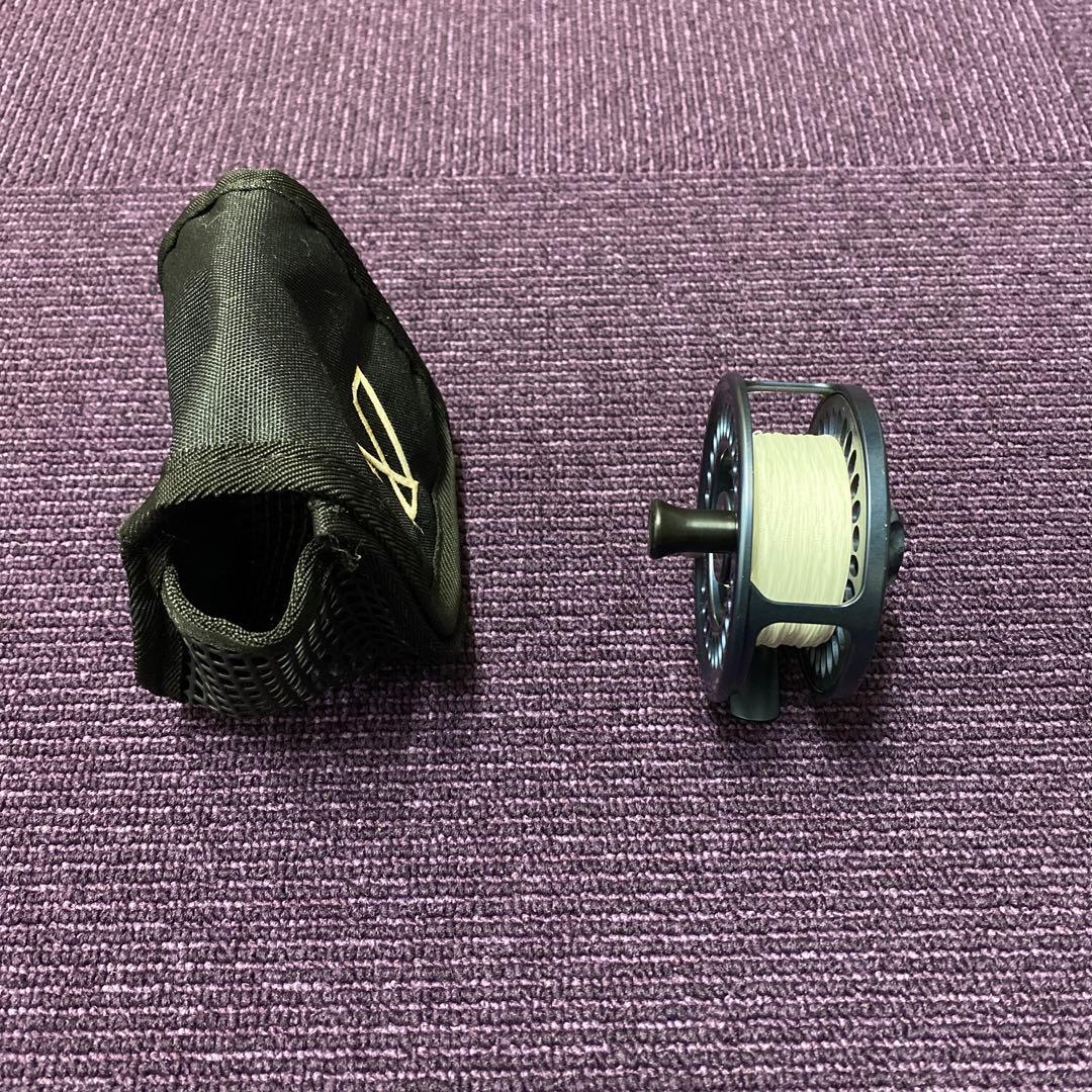 超希少　VARIVAS フライリール美品　中古