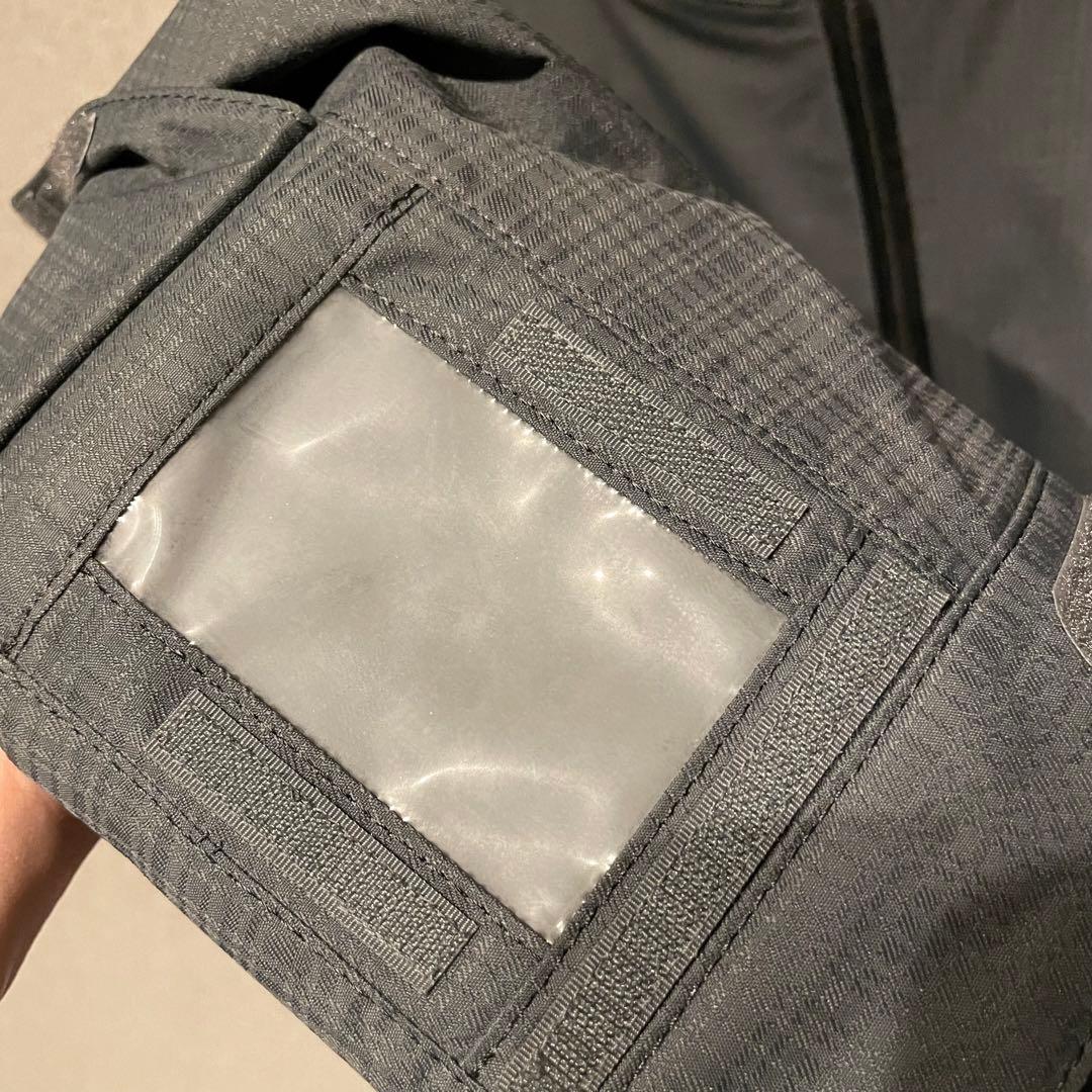 へリーハンセンHELLY HANSEN スノーボードウェアセット