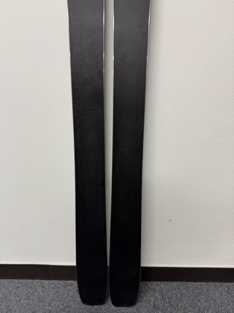 24-25 美品 Moment Countach 104 176cm モーメント