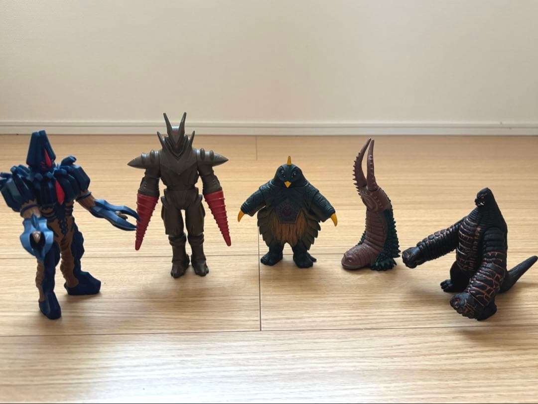 ウルトラマン　ウルトラ怪獣　ソフビ人形　46体まとめ売り