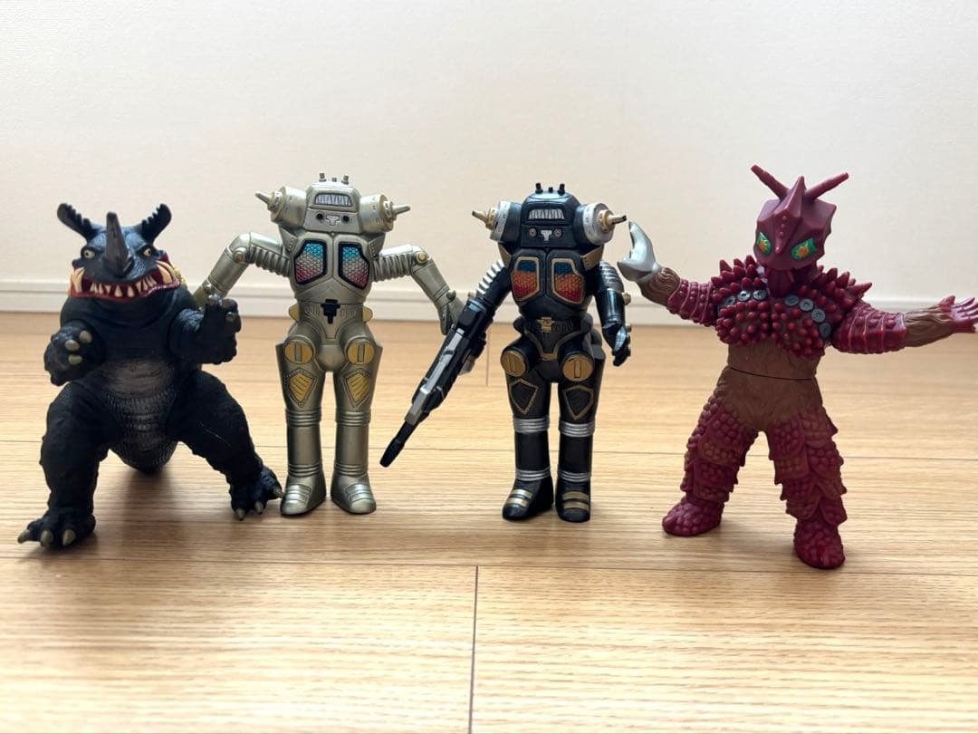 ウルトラマン　ウルトラ怪獣　ソフビ人形　46体まとめ売り