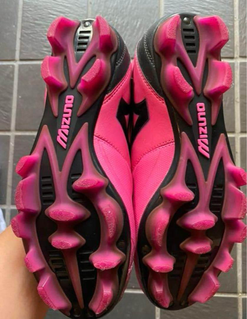 サッカースパイク　ミズノ