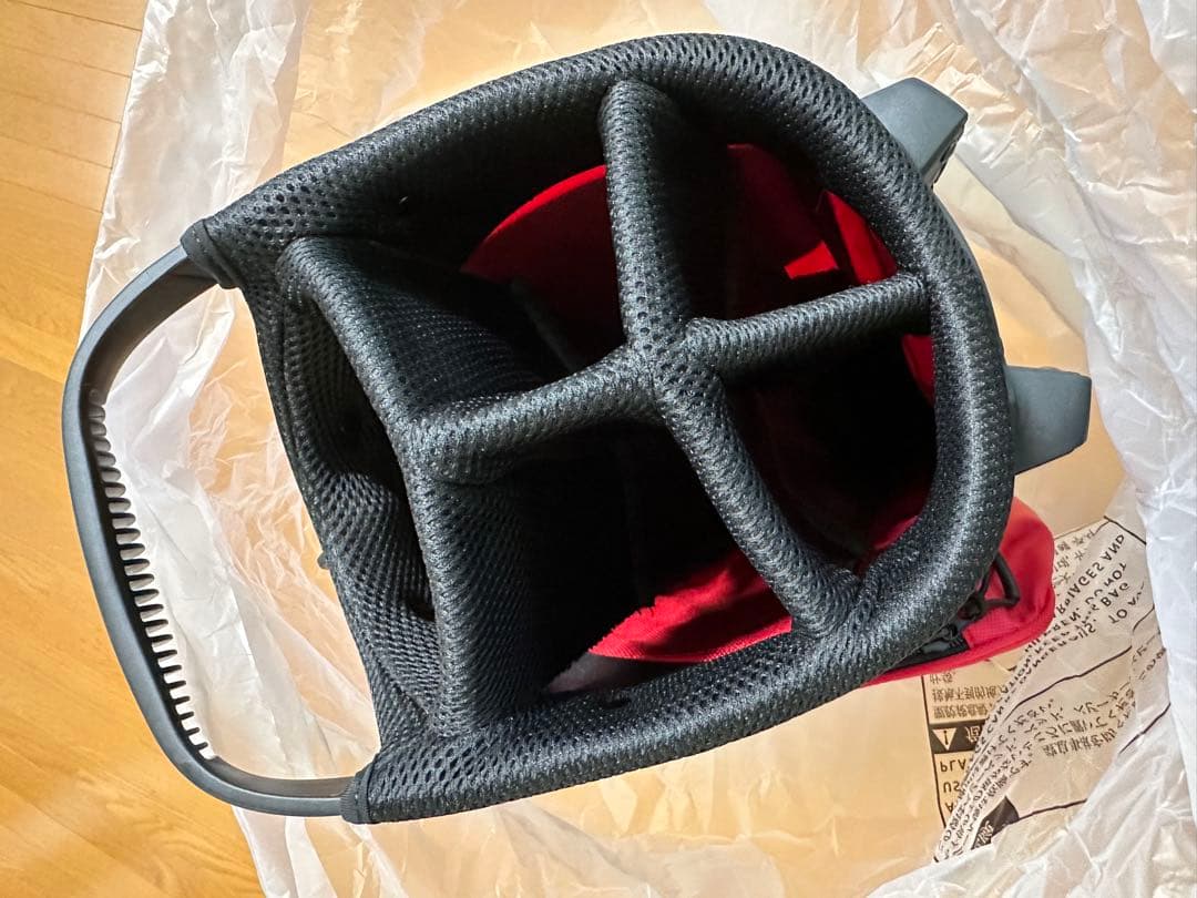 LOUDMOUTH レッドキャディバッグ