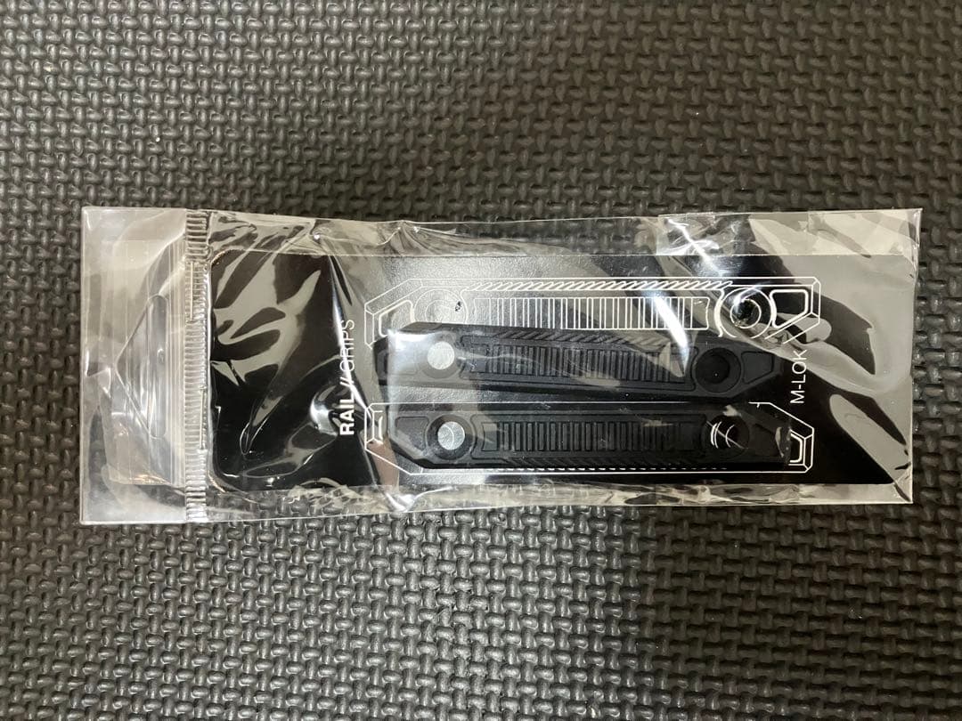 実物 aeronox RAIL ORIPS 黒