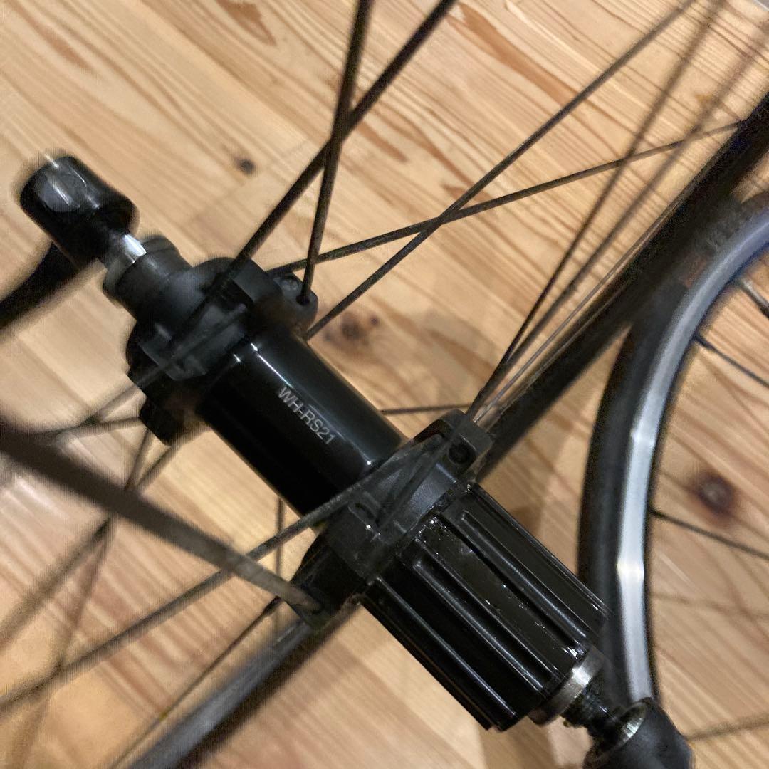 Shimano RS21 ロードバイク用ホイールセット タイヤ付き！