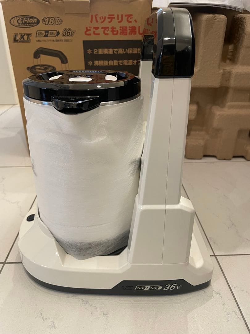 マキタ 充電式ケトル ［KT360DZW］本体のみ　　新品未使用