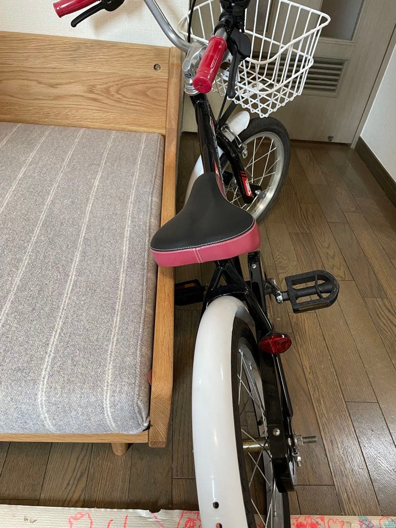 TOMICA 幼児用自転車 前カゴ付き　16インチ