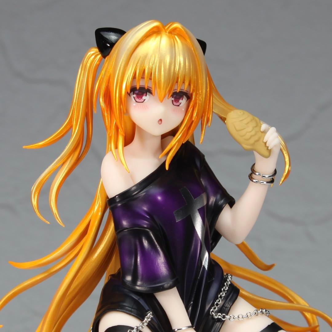 Z*u様 フィギュア　とらぶる　金色の闇　リペイントフィギュア　リペイント　美少