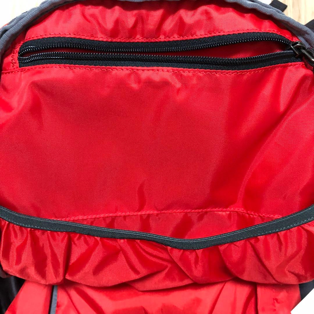 美品　廃盤レア　パタゴニア　スノードリフター　20L スノーボード着用可