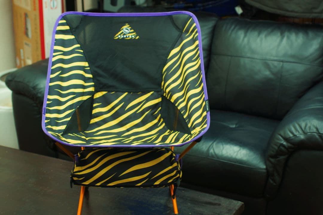 美品-2 BURTON バートン 限定 Helinox ヘリノックス チェアワン