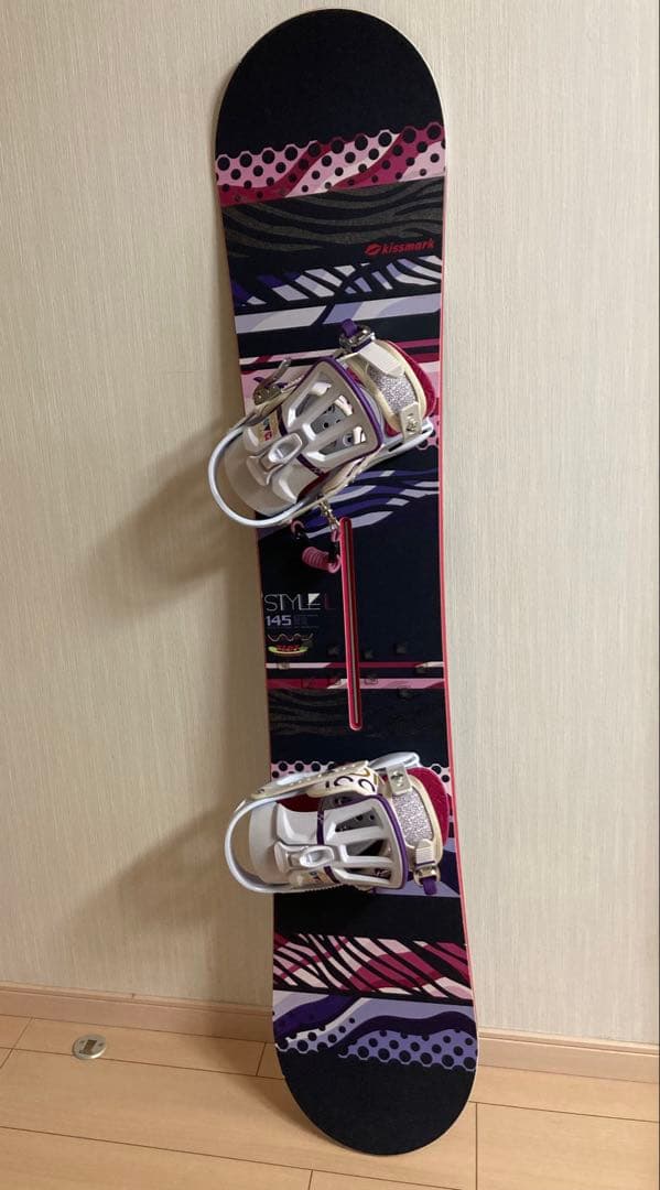 美品！レディーススノーボード 板kissmark 145 ダブルキャンバー