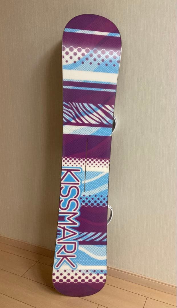 美品！レディーススノーボード 板kissmark 145 ダブルキャンバー
