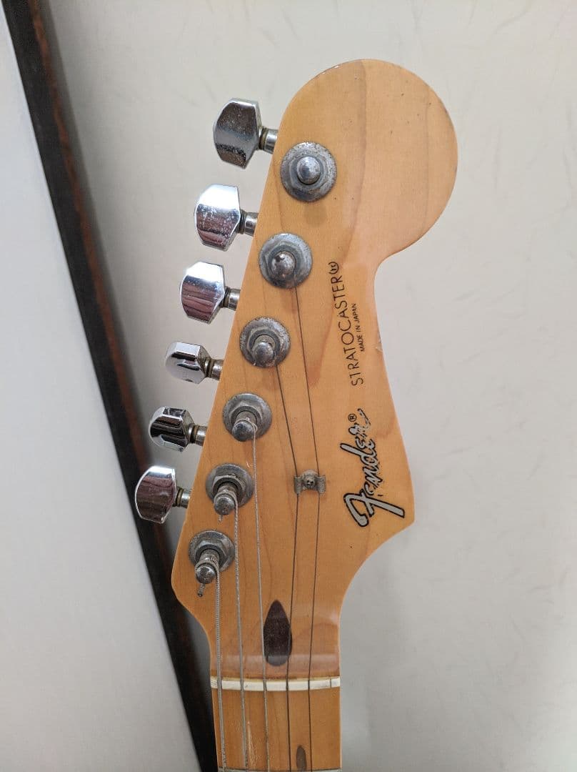 ■ ストラトキャスター ■ ハードケース付き■ 送料込み！