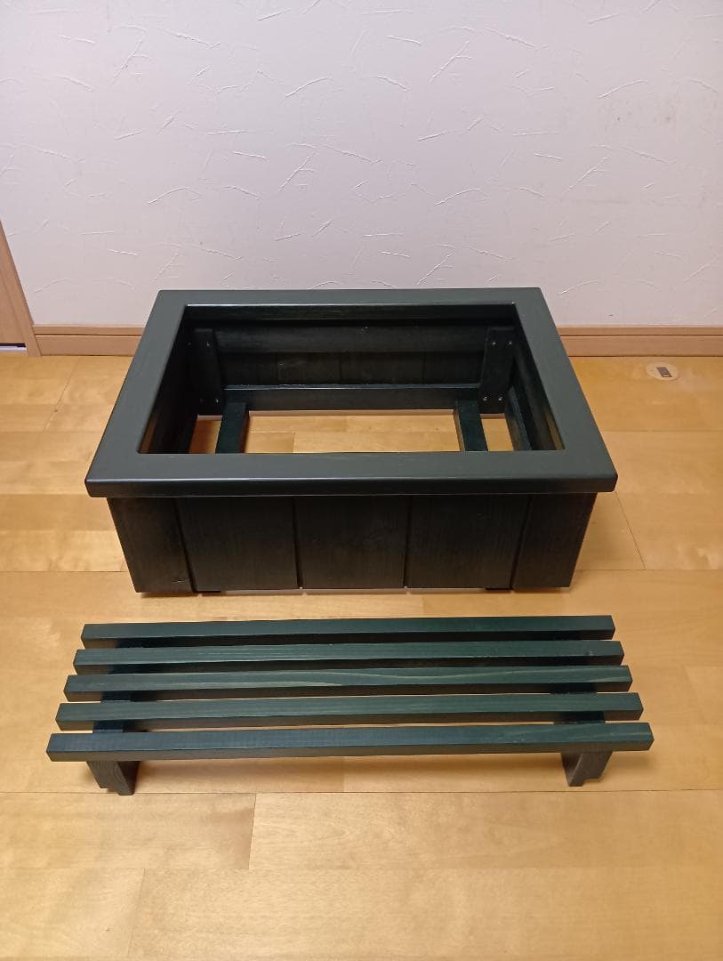 『NVボックス22用 木製化粧枠＋フラワースタンド付き(タンネングリーン色）』