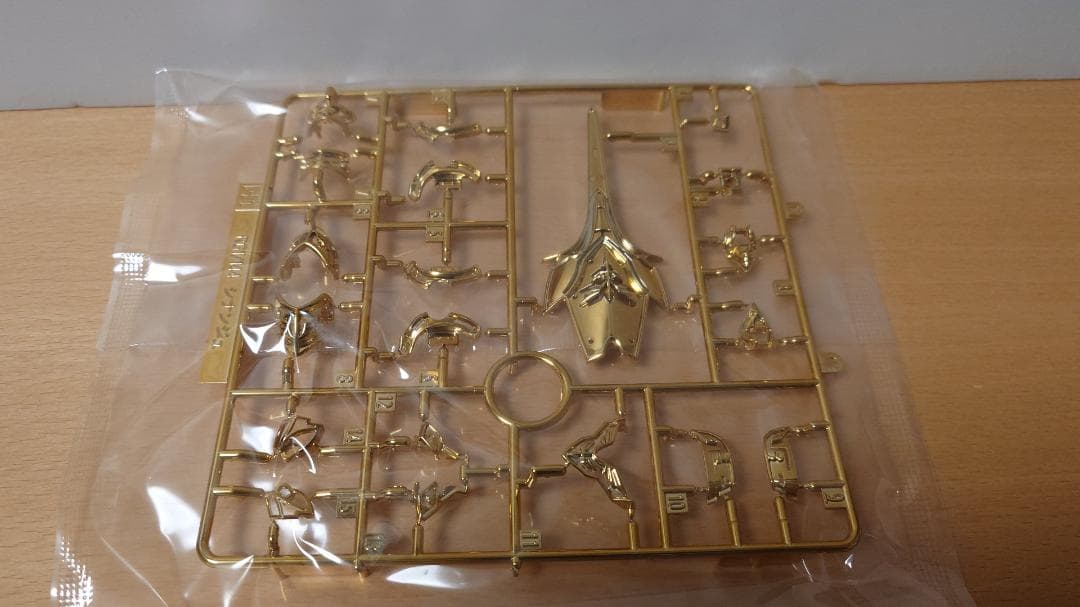 【新品】 ガンダムベース限定 RG シナンジュ メタリックグロスインジェクション