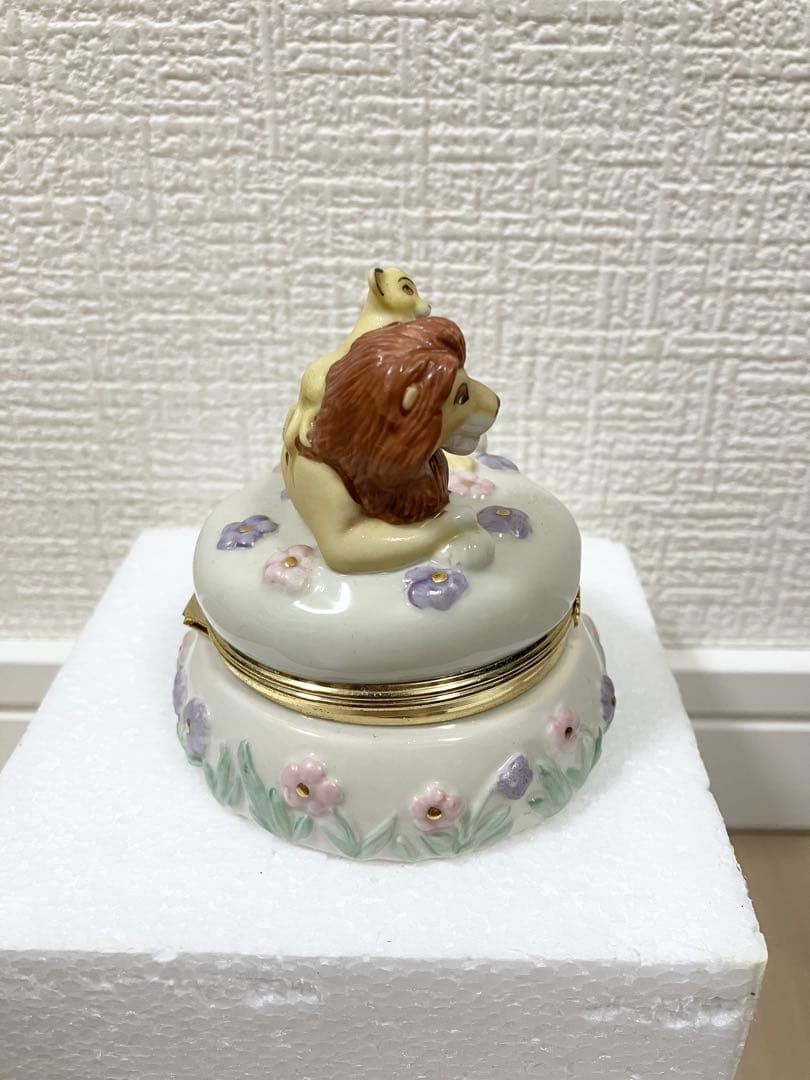 希少　LENOX CLASSICS ライオンキング　陶器　小物入れ　ディズニー