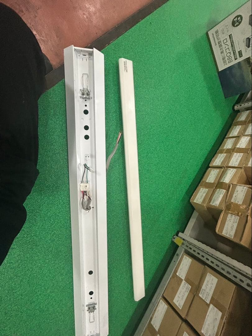 アイリスオーヤマ ECOHILUX LX-F160 ２本セット　じゅん