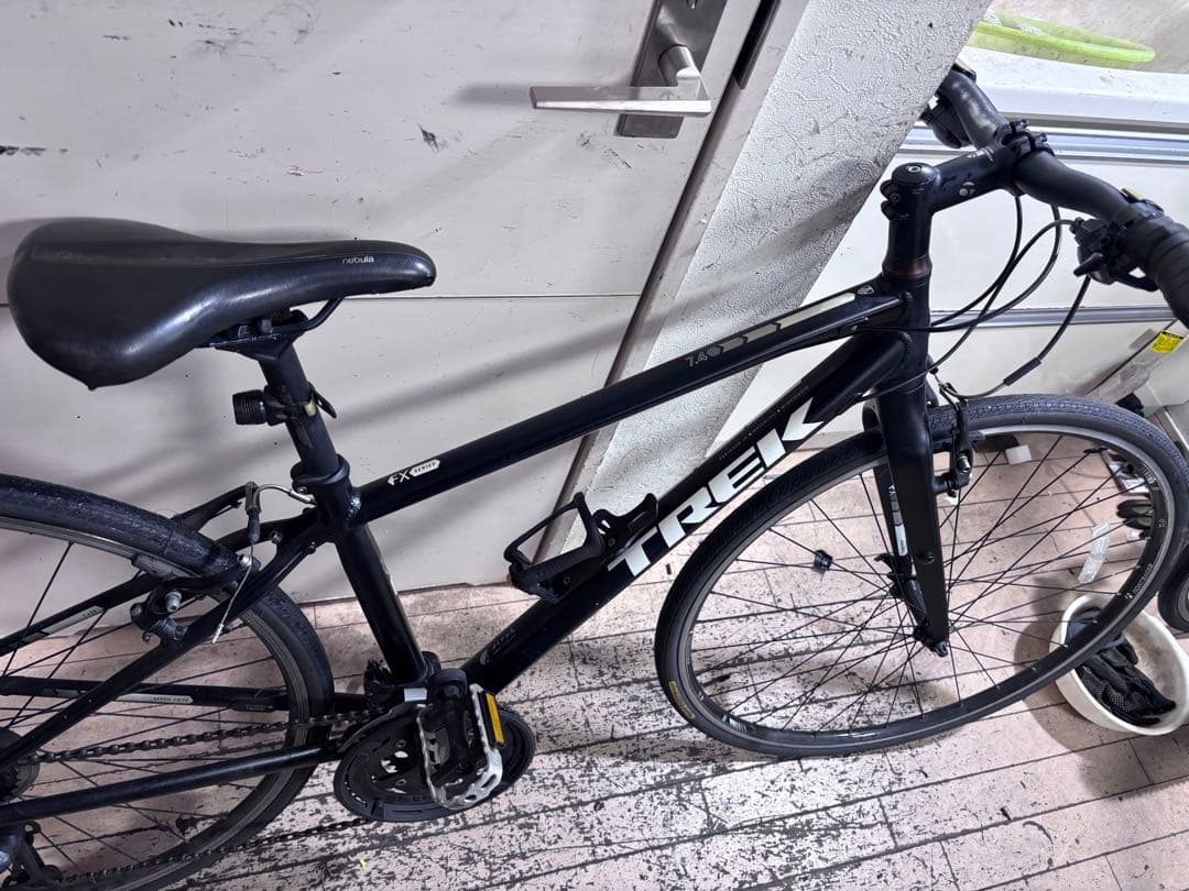TREK 7.4FX トレック　クロスバイク ブラック
