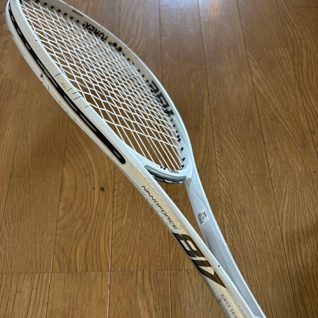 【最終お値下げ】ヨネックス　NANOFORCE 8V REV　ナノフォース