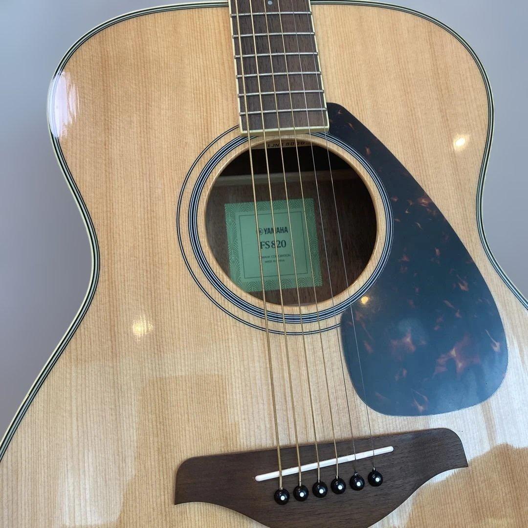 Yamaha FS820アコースティックギター　　 付属品　入門書などあり