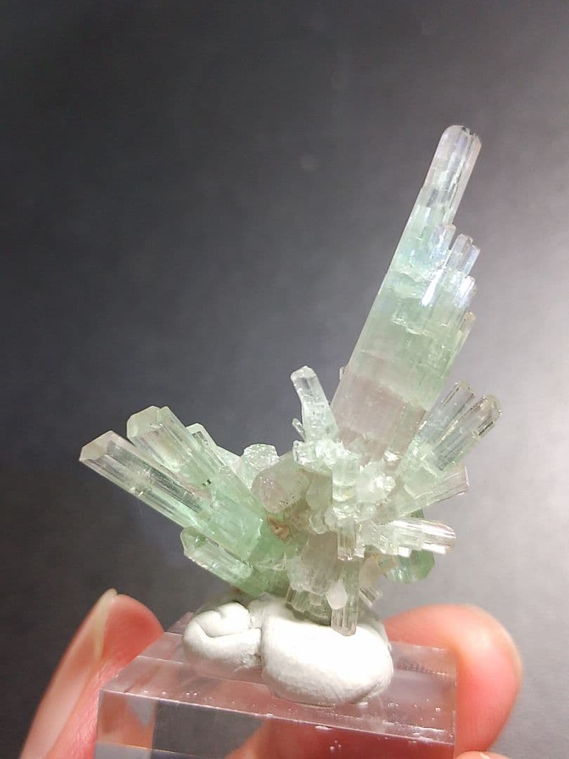 素晴らしいトルマリン結晶　477