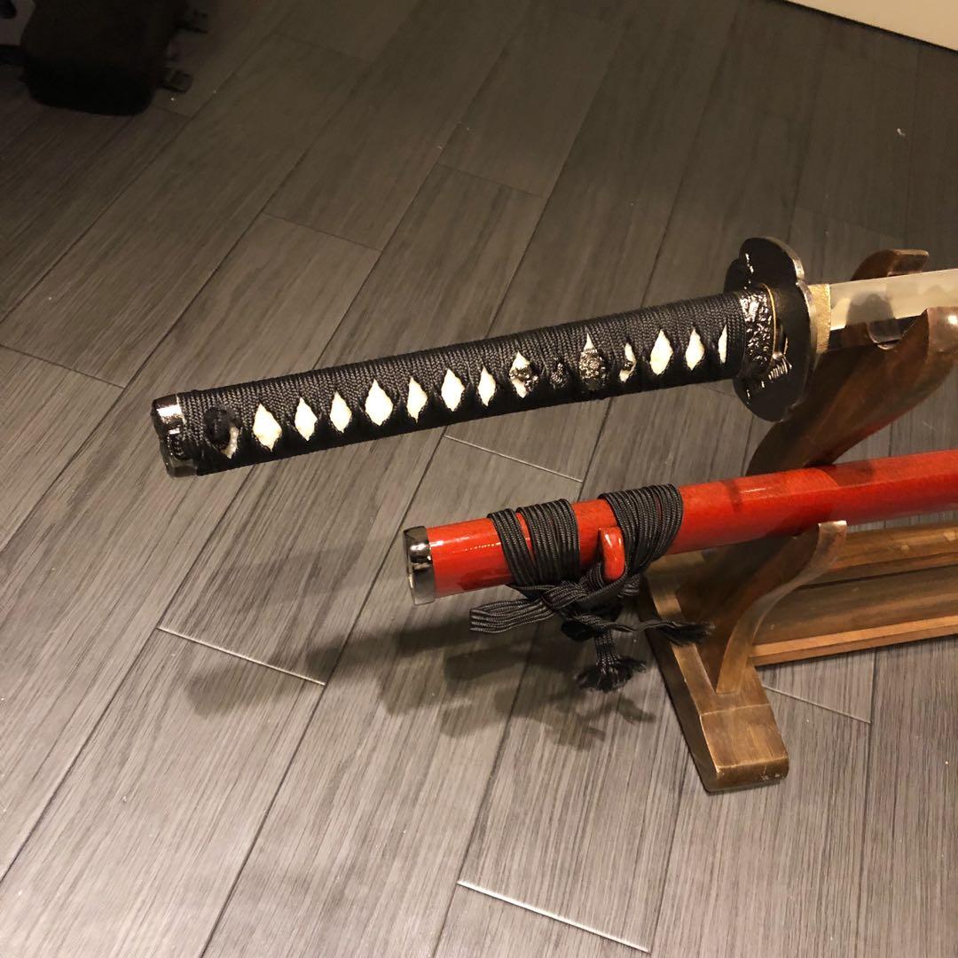 高級模造刀　居合刀　優乱刃紋　朱拵え　合金刀身