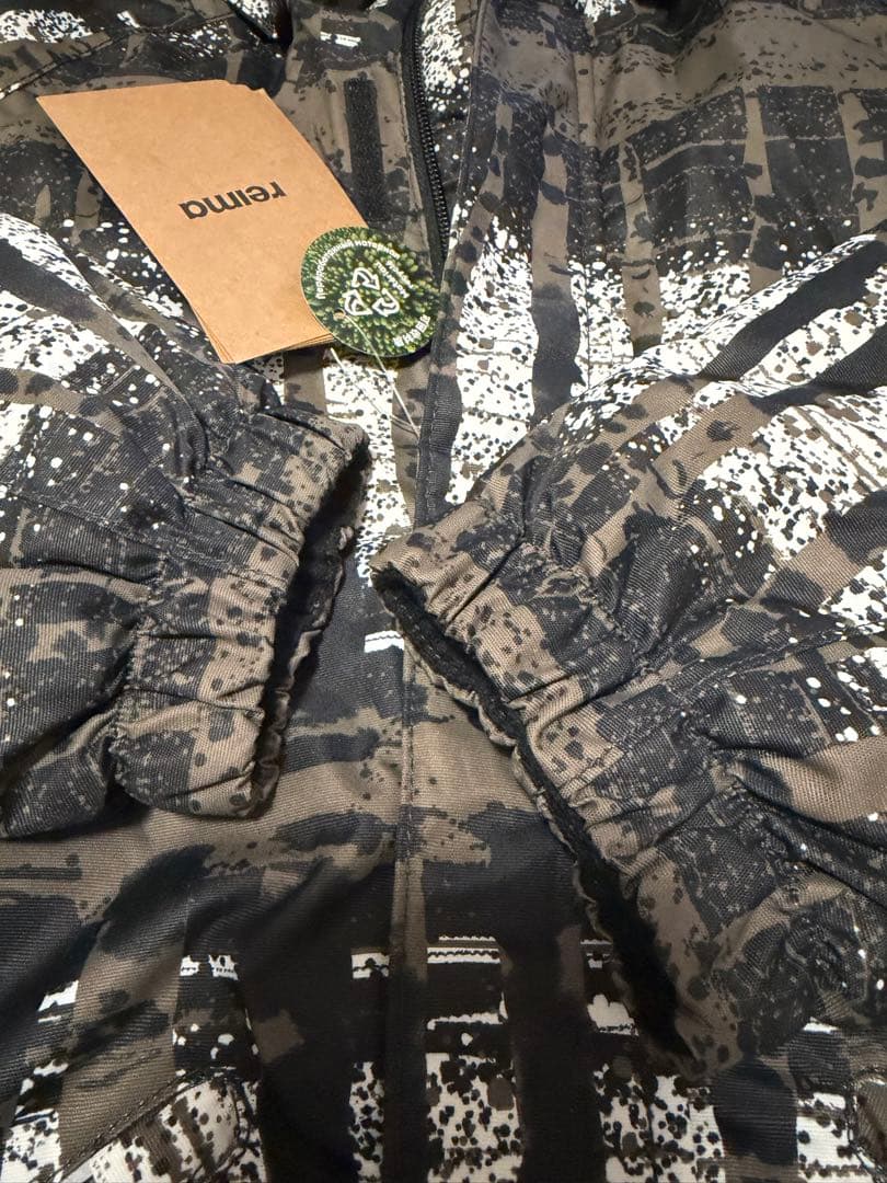 【値下げ！】新品✨reima 子供用スキーウェア 140