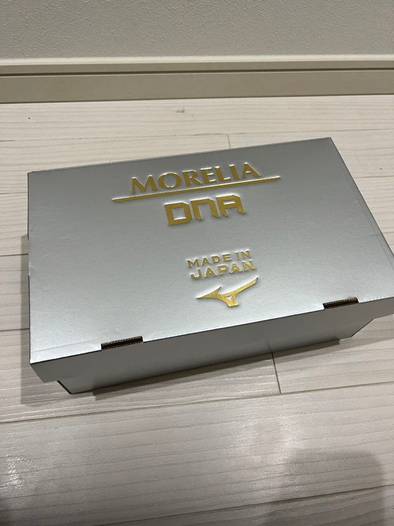 モレリア　DNA シルバー/ゴールド