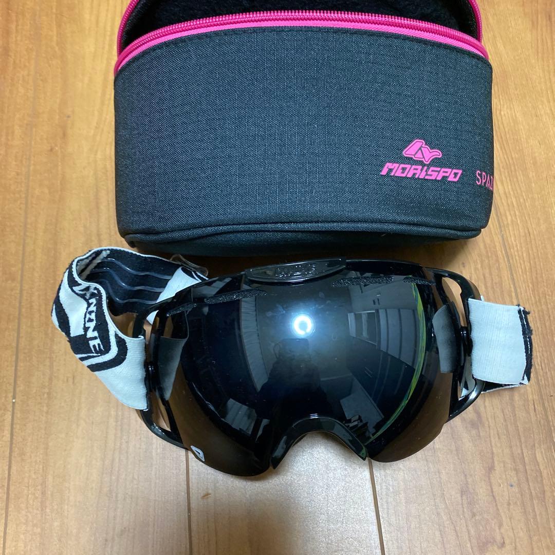 RIDEスノーボード、ブーツ、グローブとIXNINEゴーグルとその他ウェア等