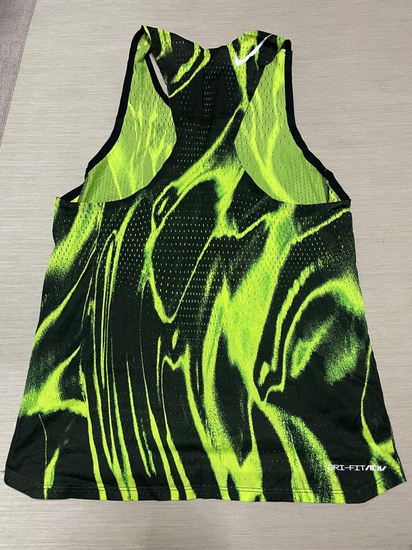 Nike ナイキ エアロスイフト シングレット S