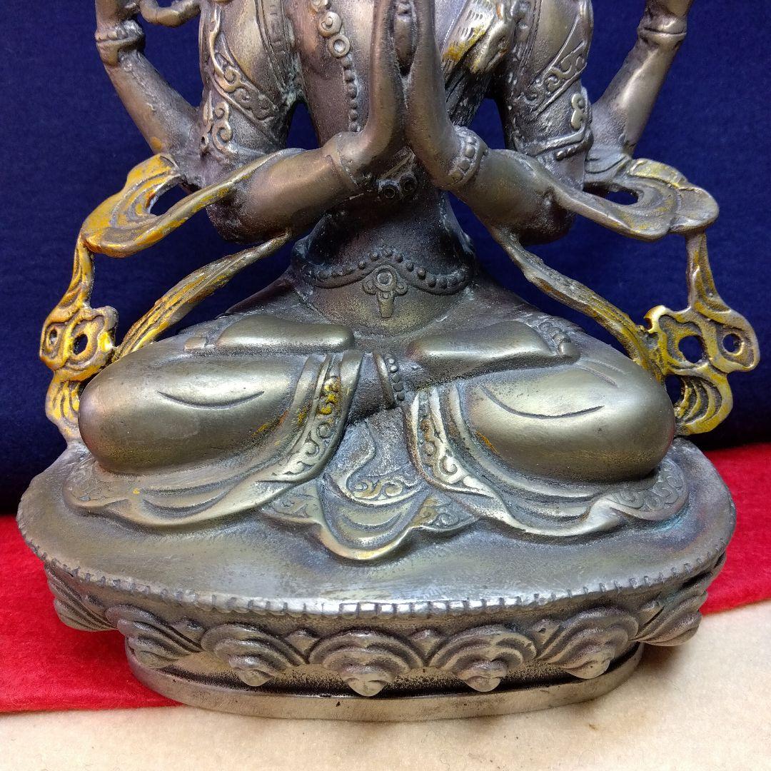 チベット仏像　四肩観世音菩薩