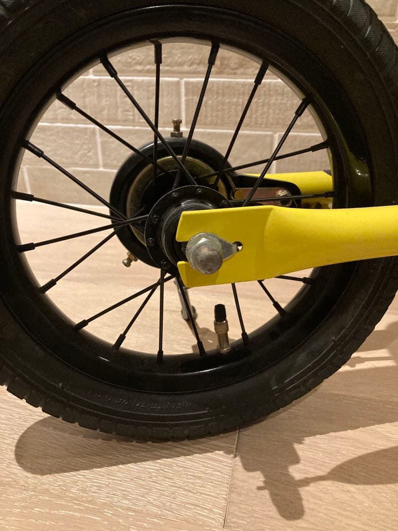 SPARKY スパーキー　キックバイク　イエロー　ブレーキ　スタンド付