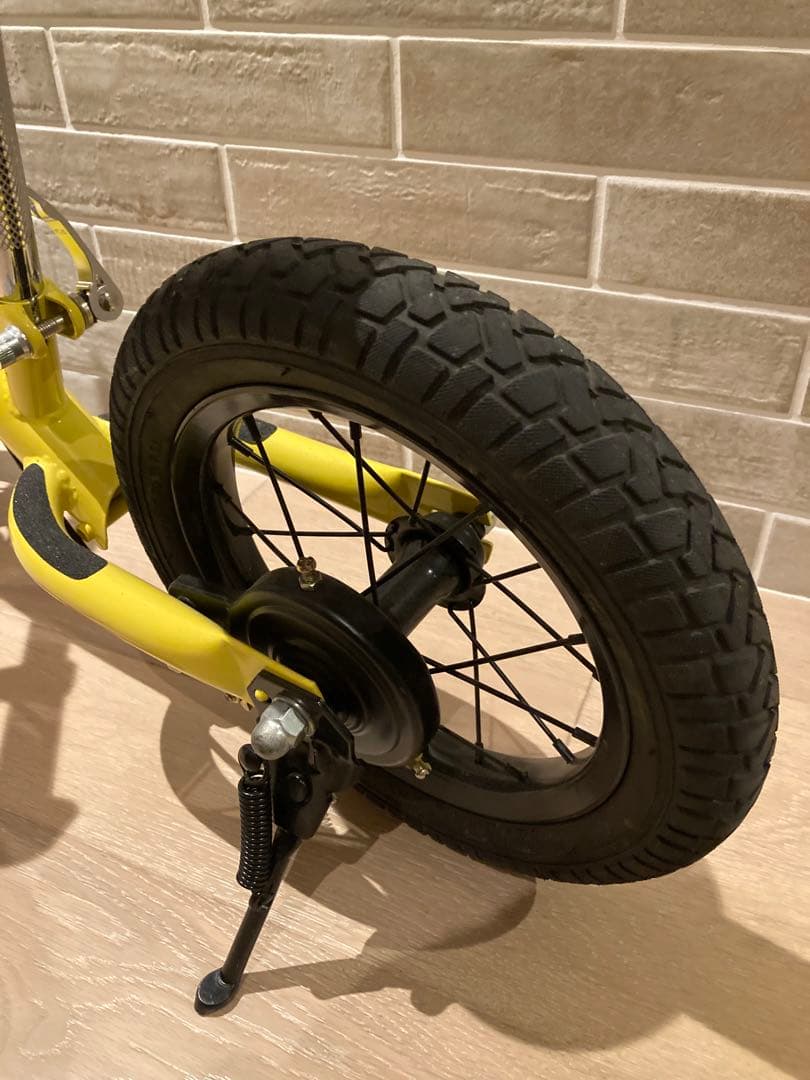 SPARKY スパーキー　キックバイク　イエロー　ブレーキ　スタンド付