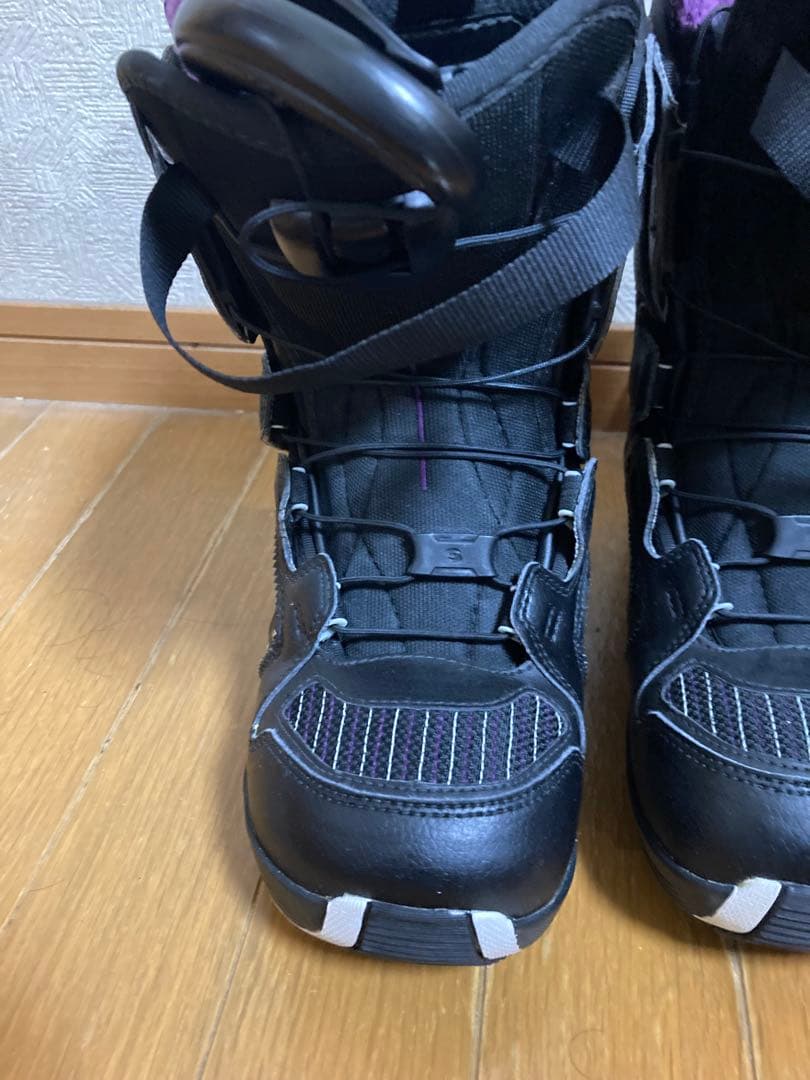 女性用スノーボードブーツ ブラック/パープル