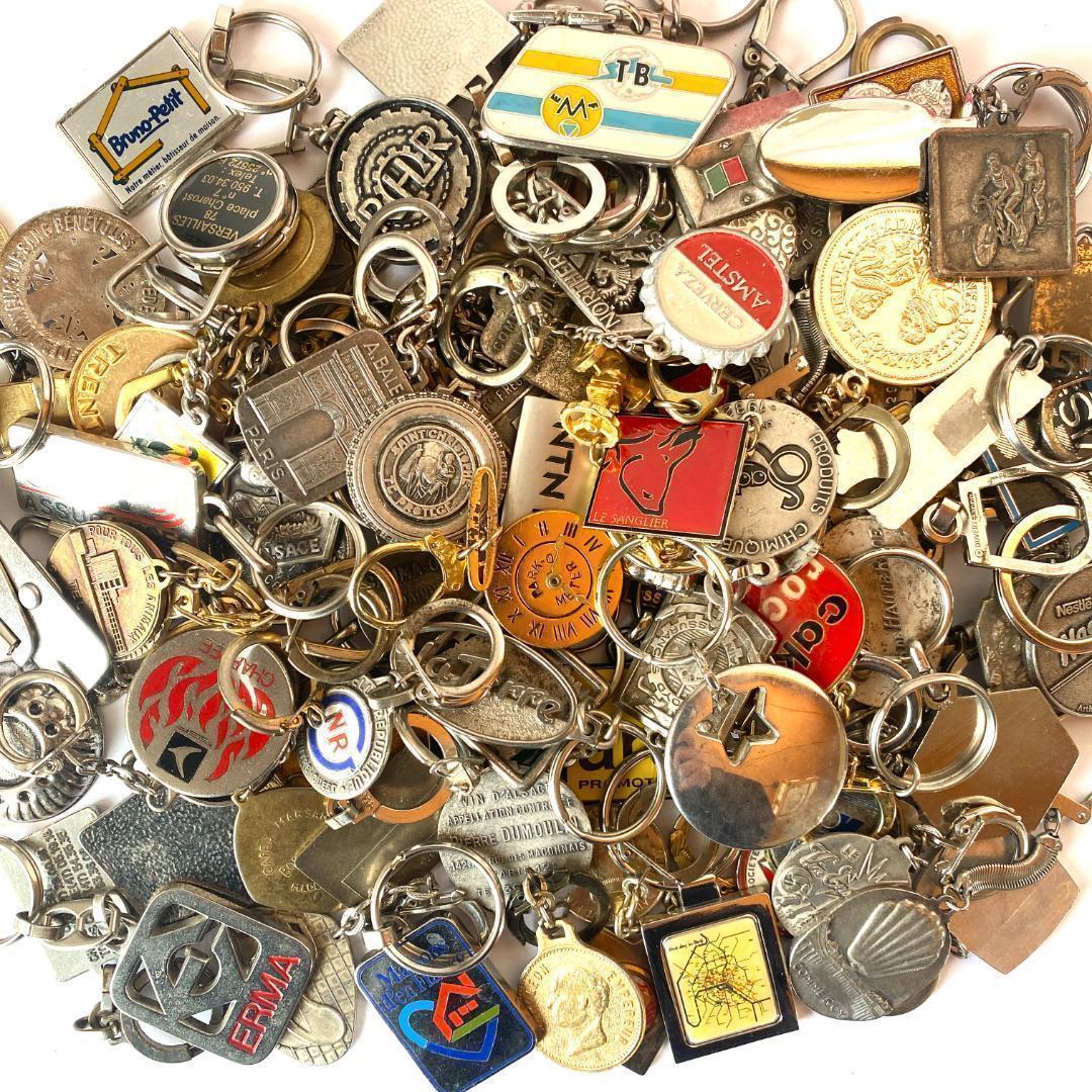 100個！フランス ヴィンテージキーホルダー 金属製 メタル まとめ売り D12
