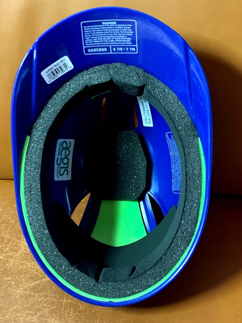 新品2025年アメリカ限定☆最高級アンダーアーマー☆キャッチャーヘルメット☆青☆