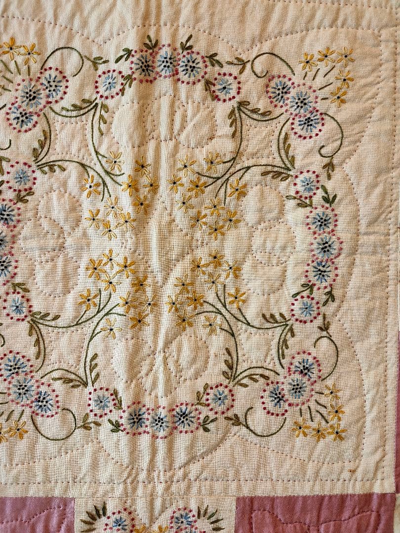 アンティーク キルト C1930 USA 花柄刺繍入り