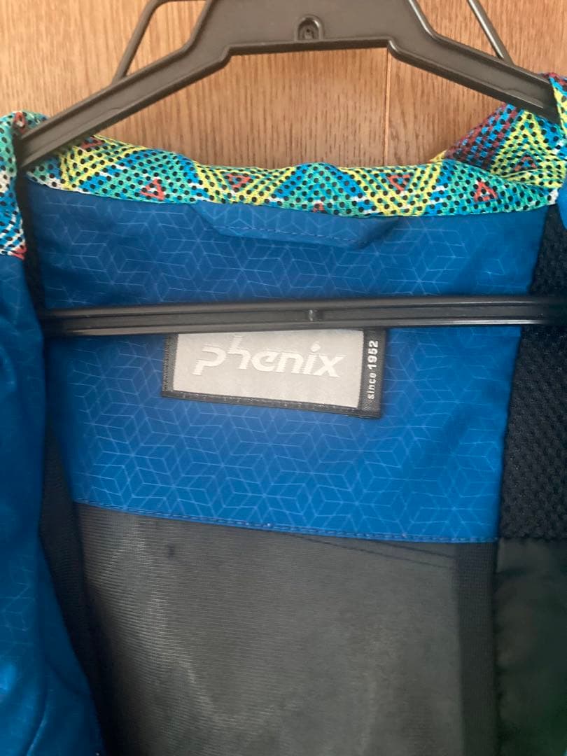 スキーウェア上