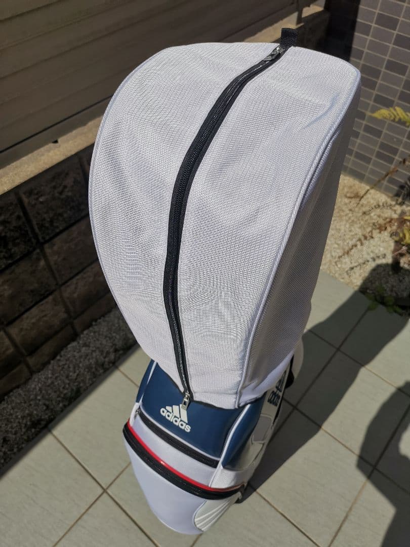 美品 adidas キャディバッグ ホワイト/ネイビー AWR92