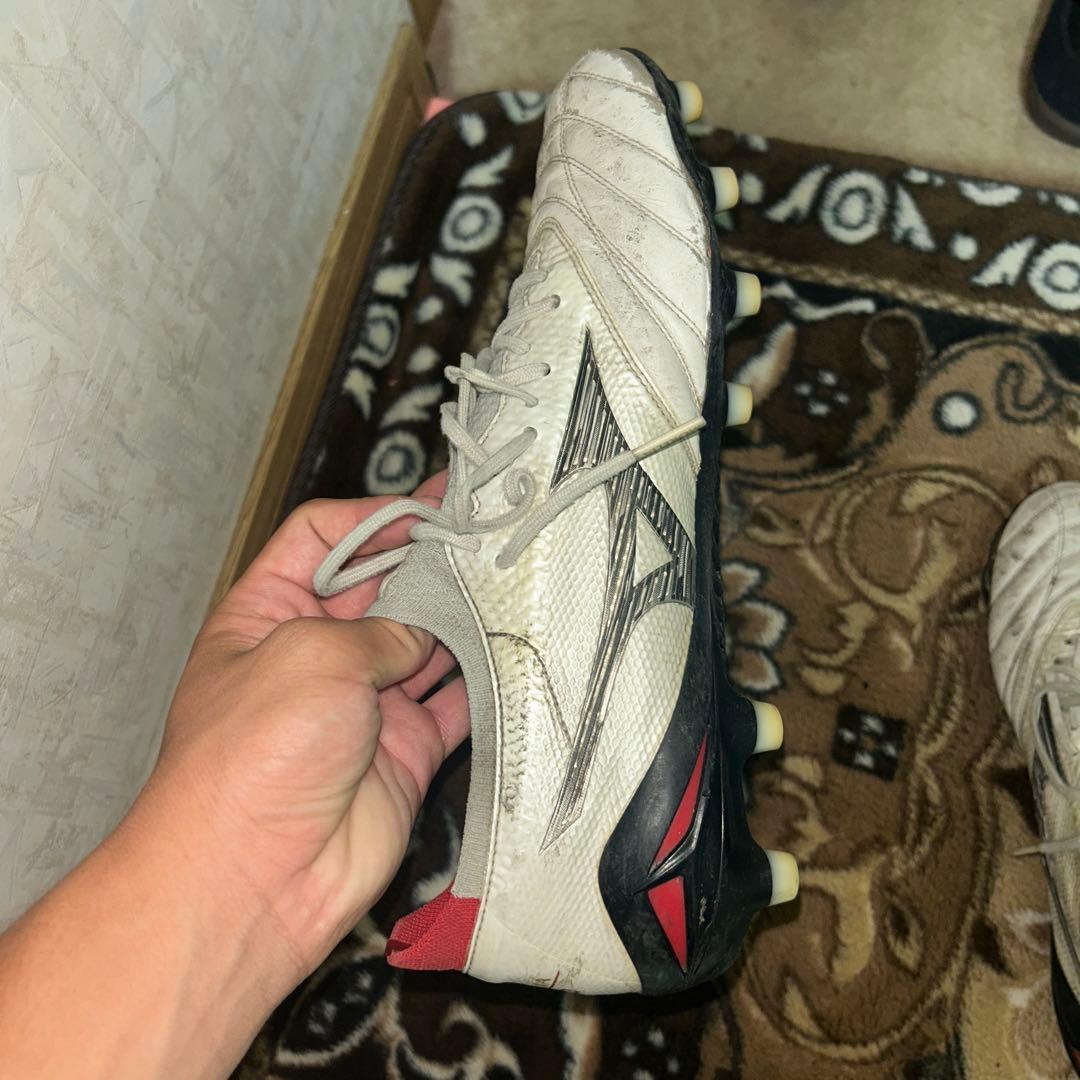 Mizuno Morelia Neo II サッカーシューズ