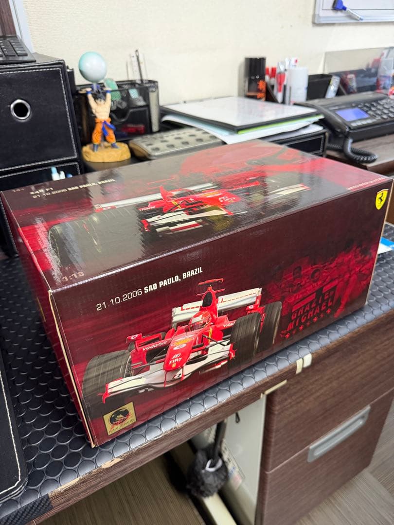 Ferrari F2006 ミニカー 1/18 2006年サンパウロGP