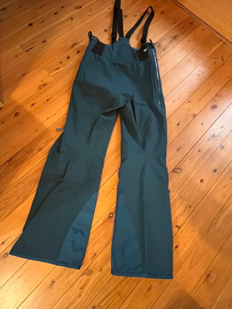 モンベル ドライテック インシュレーテッドビブ 女性用 スキースポーツ