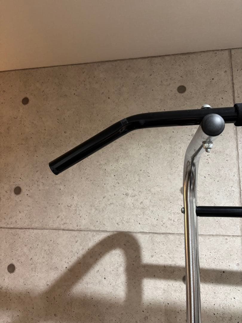 ダンベル・トレーニングベンチ・懸垂マシンセット　引き取り限定