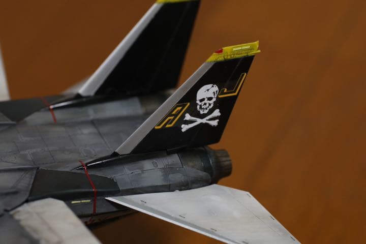 F-14A TOMCAT Jolly Rogers ミサイルフル搭載しました