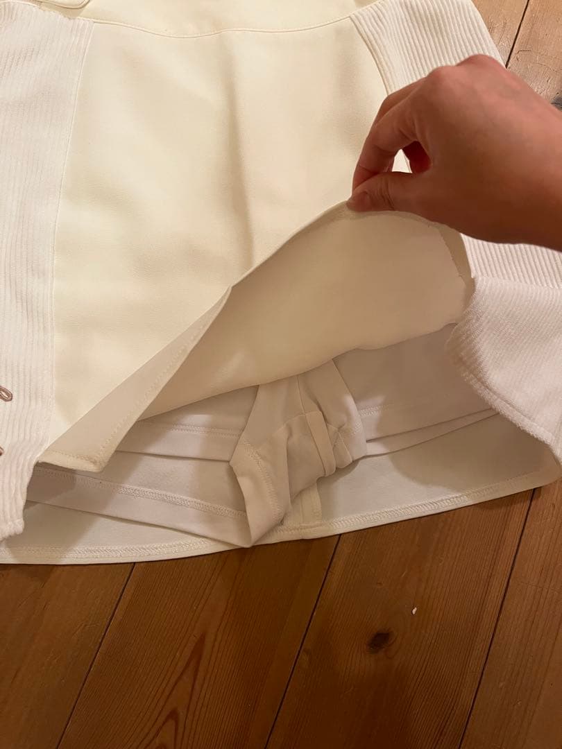 j.jane ジェイジェーン　韓国　ゴルフウェア　スカート