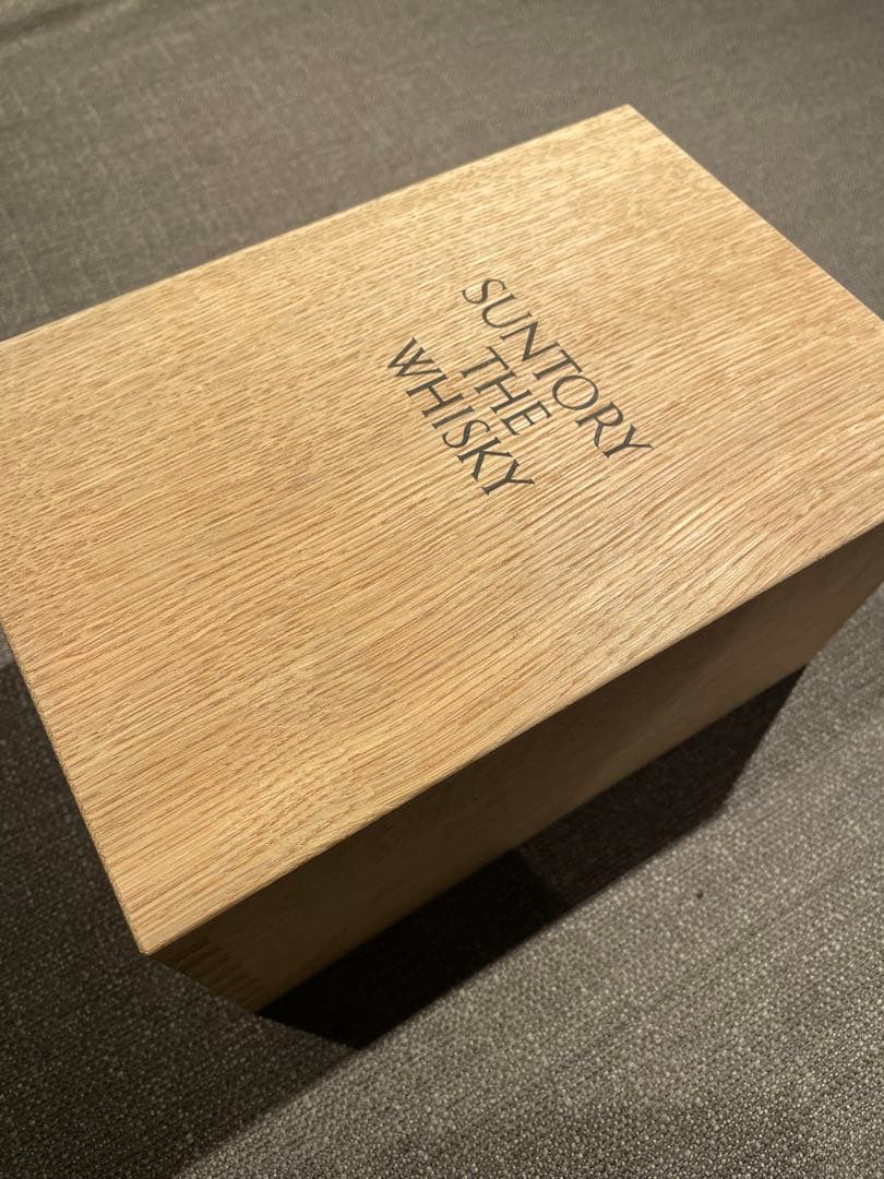 Suntory THE WHISKY 陶器ボトル 木箱入り