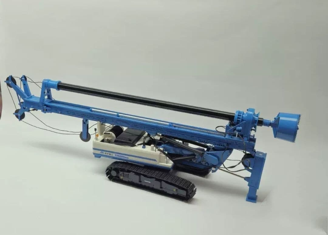 YUTONG クレーンモデル 1/43　大スケール 重機　ファンデーション