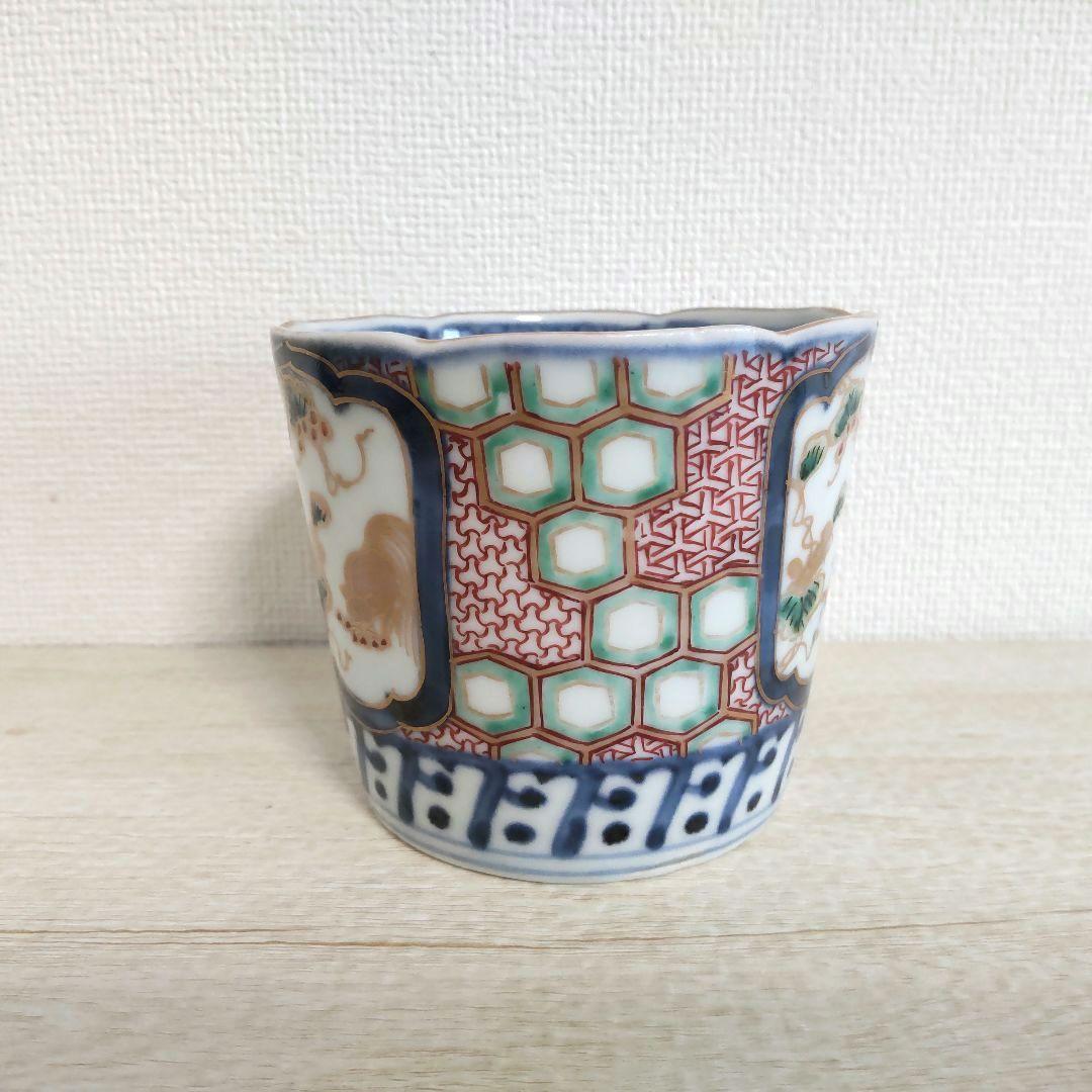 お値下げしました、古伊万里　色絵　窓抜　葡萄に栗鼠　亀甲文　そば猪口